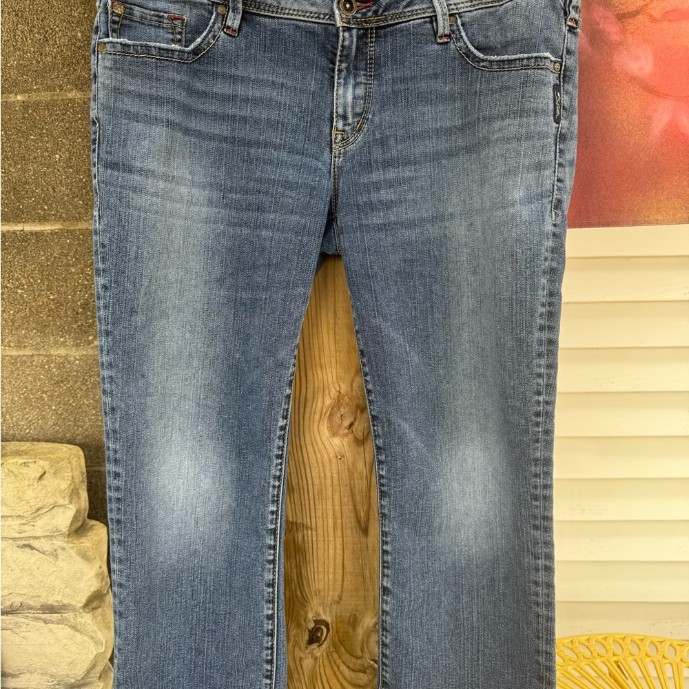 Silver Jeans Co capris 34 x 23